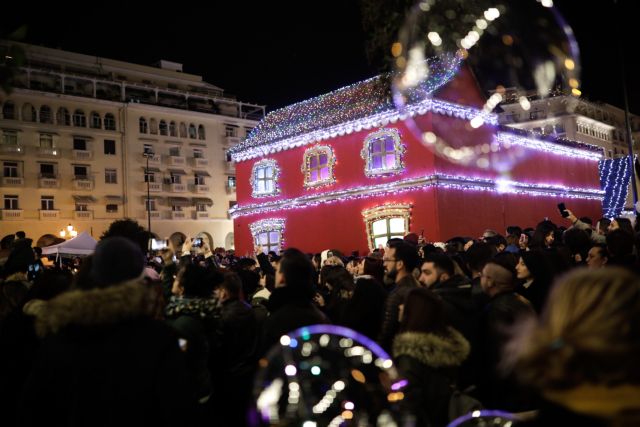 Θεσσαλονίκη: Εορταστικό ωράριο καταστημάτων