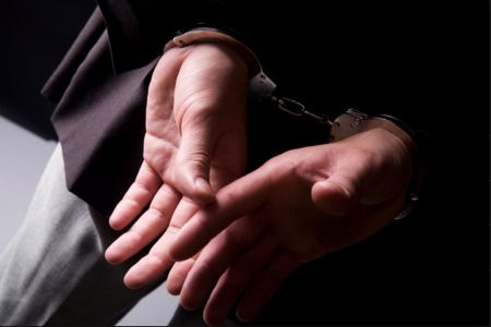 Συνελήφθη στην Αλβανία φρουρός έλληνα βουλευτή