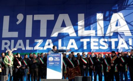 Σαλβίνι: Δεν θα ρίξω την κυβέρνηση της Ιταλίας εξαιτίας των γκάλοπ