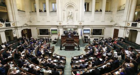 Βέλγιο: Κυβερνητική κρίση έφερε το Σύμφωνο του ΟΗΕ  για τη μετανάστευση