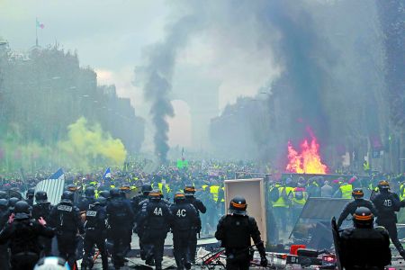 Το σχίσμα του χρόνου και η Γαλλία