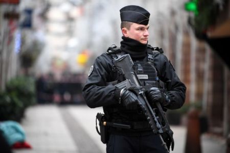 Επίθεση Στρασβούργο: Ριζοσπαστικοποιημένος ισλαμιστής ο δράστης της επίθεσης