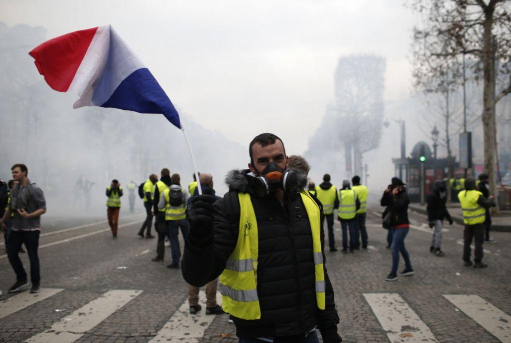 Γαλλική κυβέρνηση:  Να επικρατήσει η λογική, να μη γίνουν άλλες διαδηλώσεις