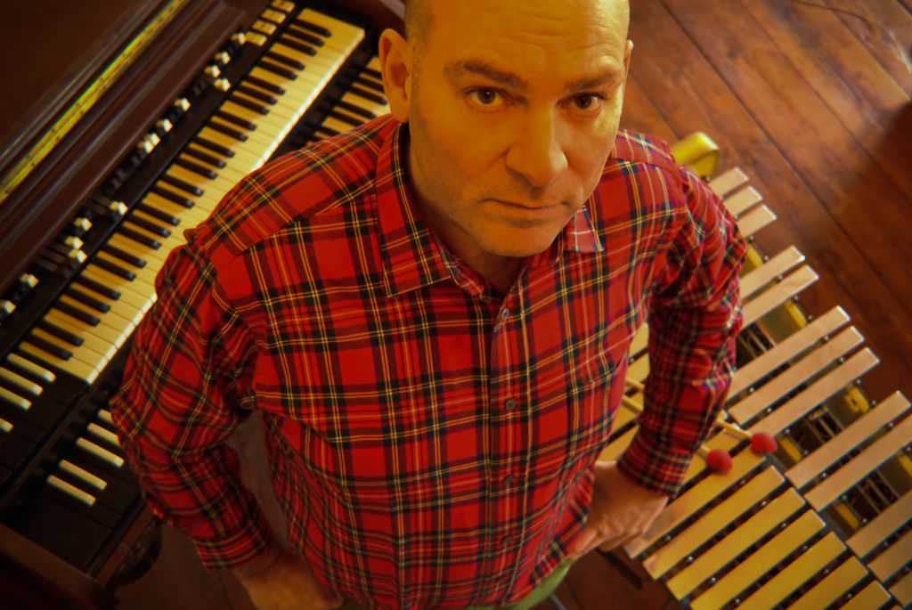 Τζέιμς Τέιλορ:  «Πολεμάμε ακόμη το κατεστημένο»