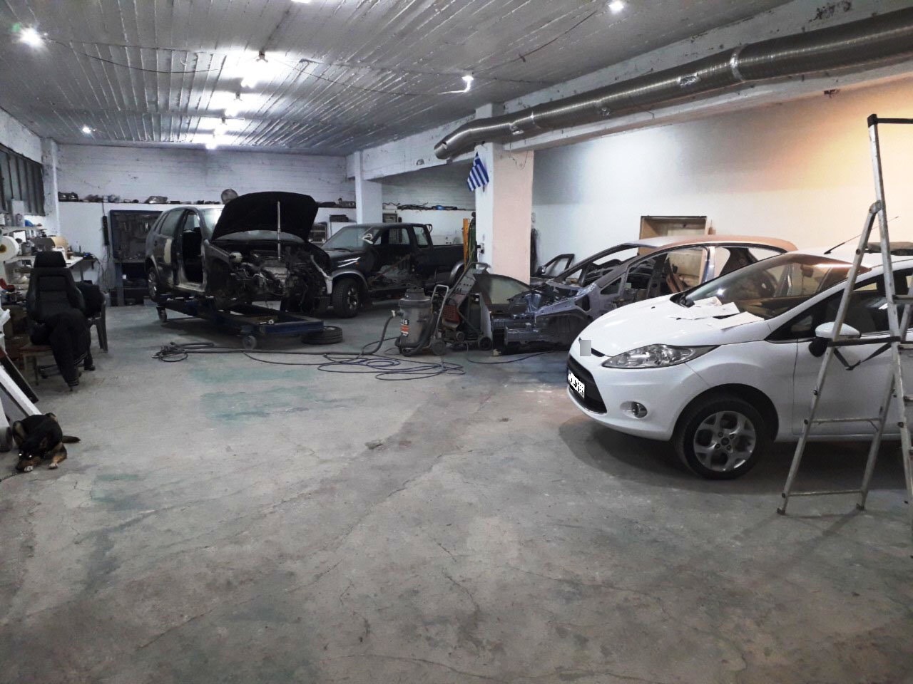 Εξάρθρωση κυκλώματος που έκλεβε οχήματα