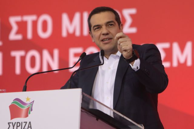 Διχαστικός ο Τσίπρας: Εμείς ή οι ακροδεξιοί