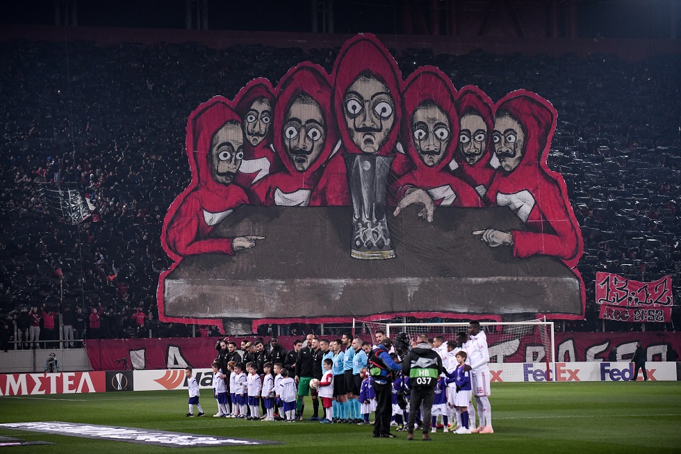 Η δημιουργία του εντυπωσιακού κορεό «La casa del trofeo» (vid)