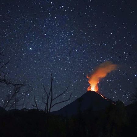 Συναγερμός από έκρηξη ηφαιστείου στο Μεξικό (video)