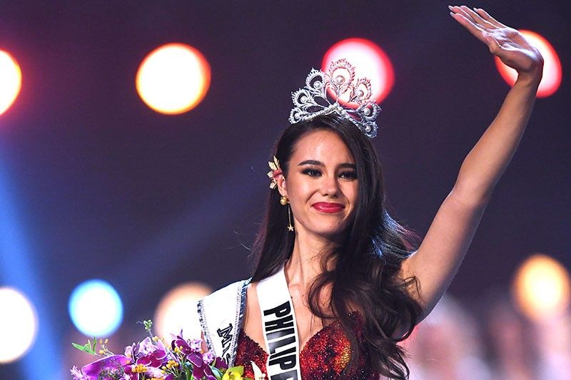 Miss Universe 2018 : H Κατριόνα Γκρέι από τις Φιλιππίνες στέφθηκε σήμερα «Μις Υφήλιος».