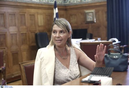 Παπακώστα: Αποτροπιασμό προκαλούν τέτοιες ενέργειες τρομοκρατικού τύπου με τυφλή βία