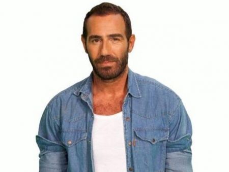 Και επισήμως στον ΣΚΑΙ ο Αντώνης Κανάκης