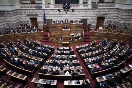 Το μεσημέρι της Τρίτης στην Ολομέλεια η συζήτηση για την ψήφο εμπιστοσύνης