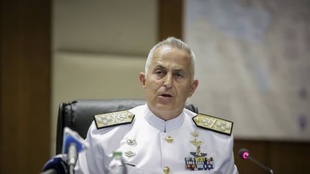 Αρχηγός ΓΕΕΘΑ: Αν οι Τούρκοι ανέβουν σε βραχονησίδα θα την ισοπεδώσουμε