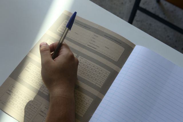 «Πράσινα και κόκκινα σχέδια» από Γαβρόγλου για τις Πανελλαδικές