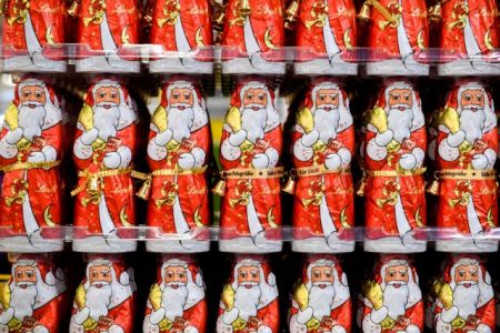 Στα 100 ευρώ θα φτάσει το κόστος του χριστουγεννιάτικου τραπεζιού