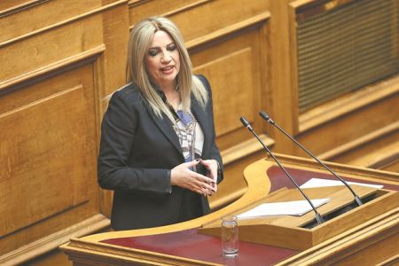 Μέτωπο απέναντι στην πόλωση και στον δικομματισμό