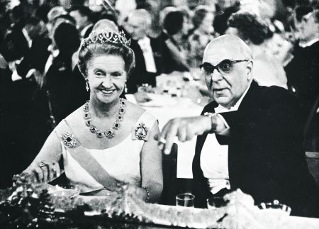 O ποιητής και το παλάτιον