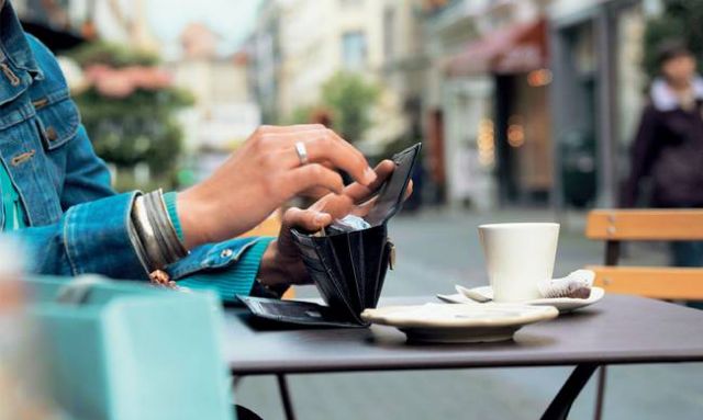 Κομφούζιο από την παράταση του μειωμένου ΦΠΑ στα νησιά του Αιγαίου