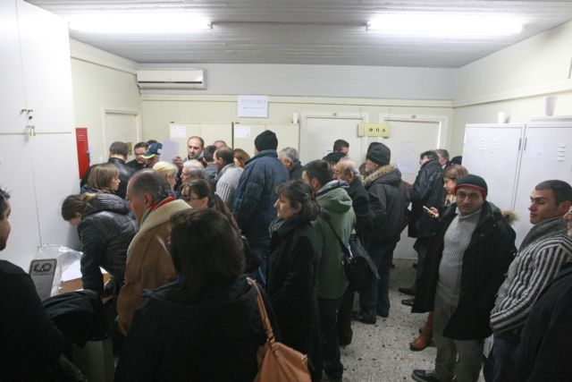 Πάγια ρύθμιση με 24 δόσεις για χρέη σε Εφορία και Ταμεία