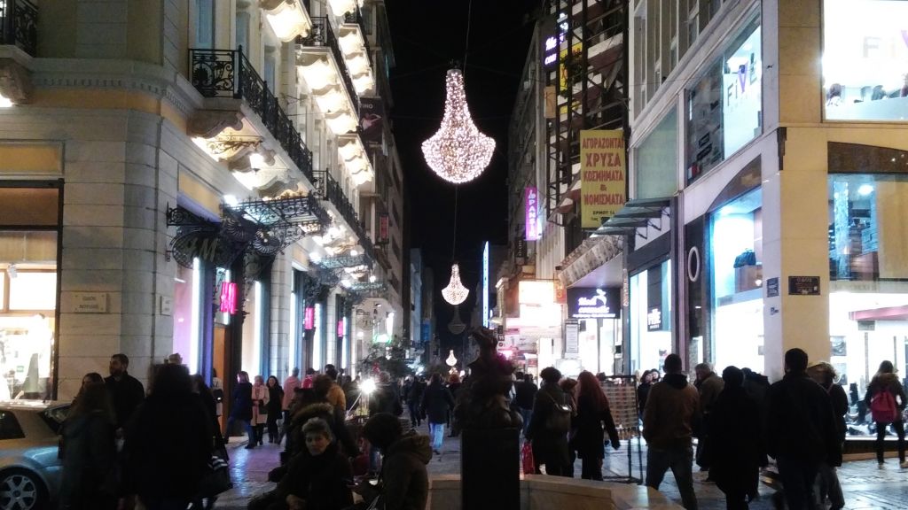 Πως θα λειτουργήσουν τα καταστήματα τις επόμενες ημέρες