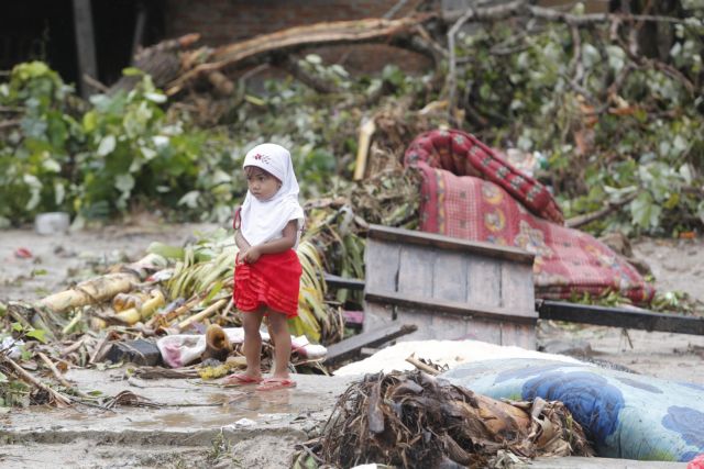 Ινδονησία – Τσουνάμι : Στους 429 οι νεκροί