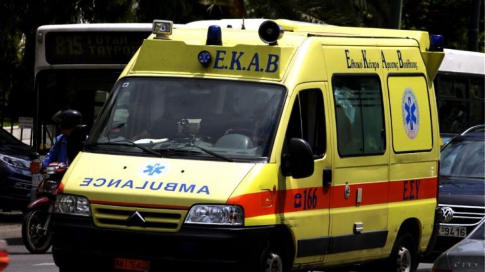 Κρήτη: Σύγκρουση νταλίκας με ΙΧ – Τέσσερις τραυματίες