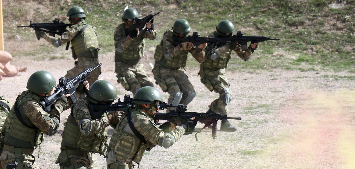 Χουριέτ : Αρχισαν να μπαίνουν στη Συρία οι τούρκοι κομάντο