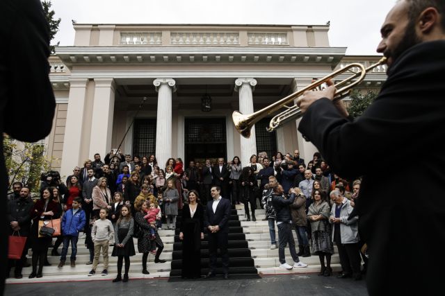Τα «έψαλλαν» στον Τσίπρα στον κήπο του Μαξίμου
