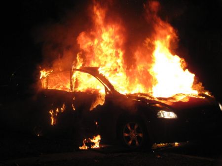 ΠΓΔΜ : Αστυνομική έρευνα για πυρκαγιά σε ελληνικό αυτοκίνητο