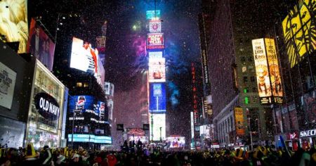 Έτοιμη για την αλλαγή του χρόνου η Νέα Υόρκη