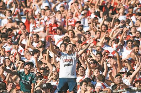 Οι… barrabravas βάζουν φωτιά στη Μαδρίτη