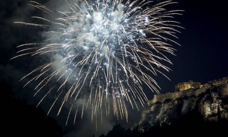 Η υποδοχή του 2019 από τον  δήμο Αθηναίων  [εικόνες]