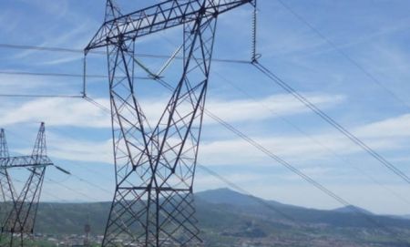 Χωρίς ρεύμα από την κακοκαιρία πολλές περιοχές της Αττικής