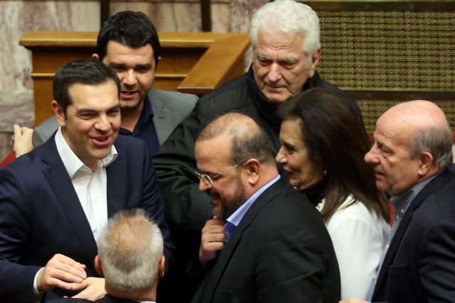 FAZ: Tsipras’ social spending, handouts as an illusory, electoral horn of plenty