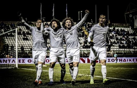 Να κλείσουν τα αυτιά τους στον ΠΑΟΚ