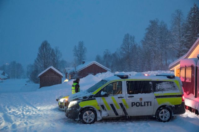 Αγνοούνται τέσσερις τουρίστες στη Νορβηγία μετά από χιονοστιβάδα
