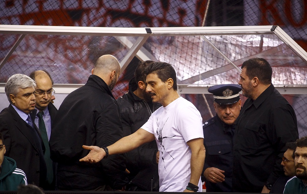 Ολυμπιακός – Παναθηναϊκός: Ένταση με Γιαννακόπουλο στο ΣΕΦ