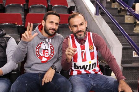 Στο ΣΕΦ ο Νάτχο με φανέλα Σπανούλη, μαζί του και ο Βούκοβιτς (pics)