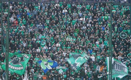 Με κόσμο στο Αγρίνιο ο Παναθηναϊκός