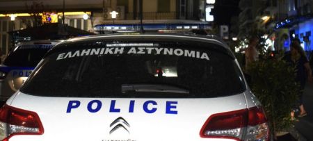Ενοπλοι λήστεψαν σούπερ μάρκετ στον Χολαργό