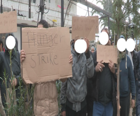 Απεργία πείνας από πρόσφυγες στους Αγ. Θεοδώρους για τις συνθήκες φιλοξενίας τους