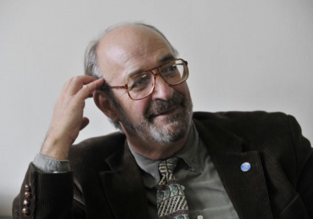 Στίβεν Μίλερ στο «Βήμα της Κυριακής»: «Σκάψτε στην Αλεξάνδρεια για να βρείτε τον Μέγα Αλέξανδρο»