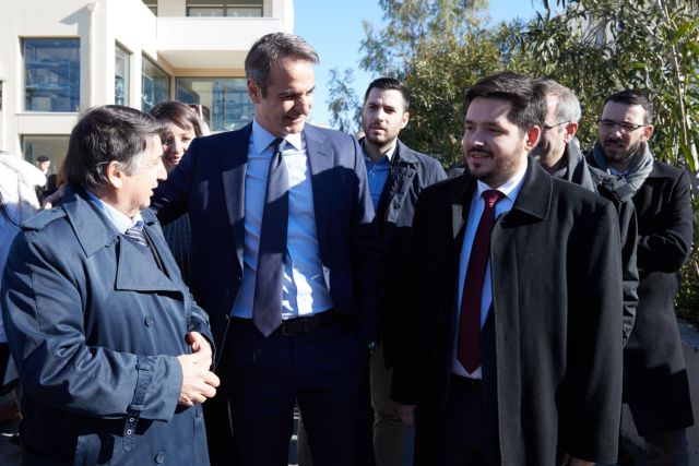 Τους πυρόπληκτους της Αθήνας επισκέφτηκε ο Κυριάκος Μητσοτάκης