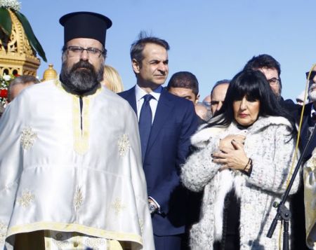 Μητσοτάκης: Φώτιση και Καμμένος είναι δύο έννοιες που δεν πηγαίνουν μαζί