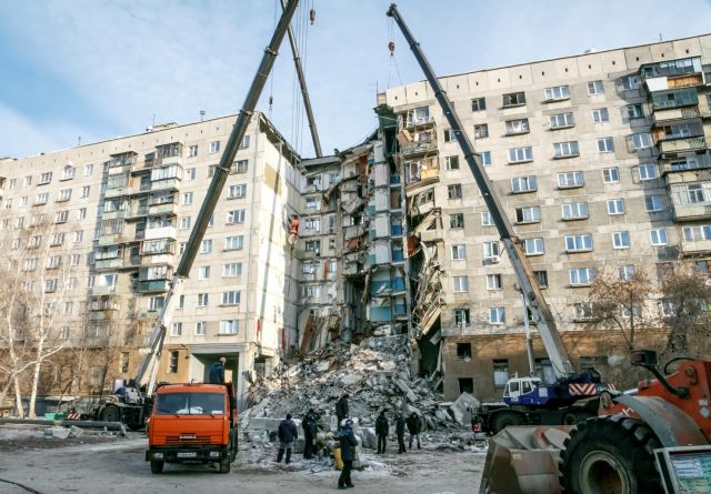 Ρωσία: Πάνω από 400 οι άστεγοι από την κατάρρευση της πολυκατοικίας