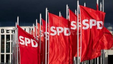 Απαντήσεις απαιτεί το SPD αξιώνει για τη διαρροή προσωπικών δεδομένων πολιτικών