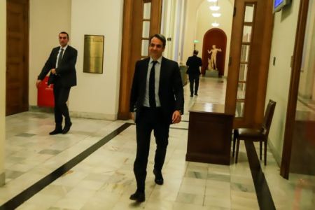 Μητσοτάκης- Περιφερειάρχης Β. Αιγαίου: Συζήτησαν για προσφυγικό και ΦΠΑ