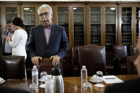 Υπουργείο Παιδείας: Με τροπολογία  θα οριστικοποιηθεί το νέο σύστημα διορισμού των εκπαιδευτικών