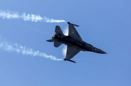 Αντισταθμιστικά ωφέλη 230 εκατ. ευρώ για Καμμένο με F-16
