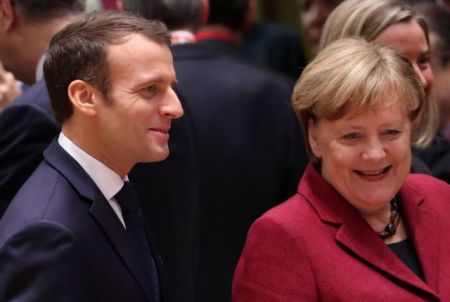 Μακρόν και Μέρκελ υπογράφουν νέα συνθήκη γαλλογερμανικής συνεργασίας